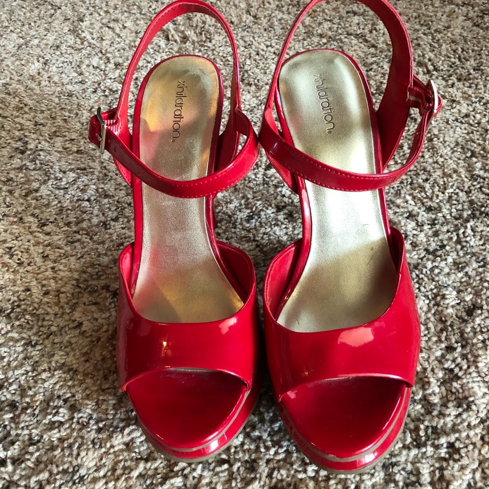 Xhilaration heels